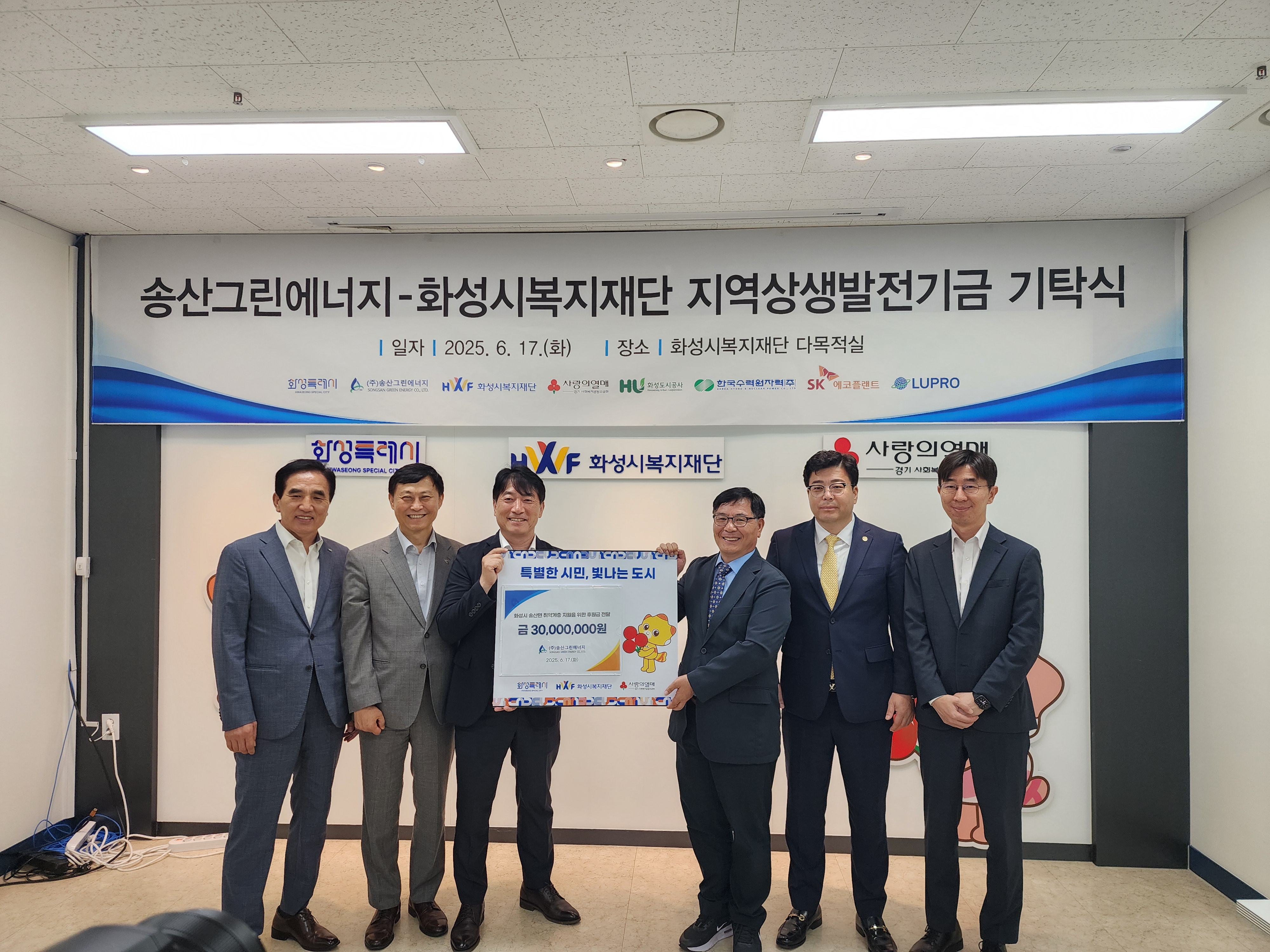 4c387fca71c99ddf46370192dd7bcf5f_1760427546_1012.jpg 4c387fca71c99ddf46370192dd7bcf5f_1760427546_1012.jpg